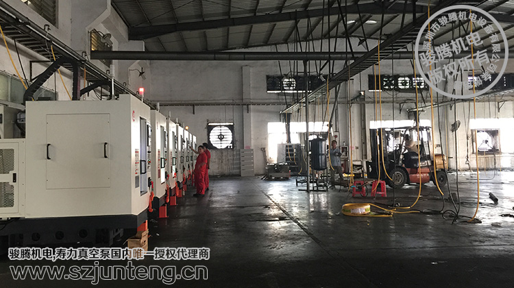駿騰機電壽力螺桿真空泵在CNC金屬加工行業(yè)上的應用實拍3